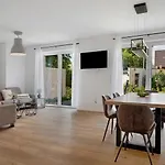 別荘 Strandhaus 2, Mit Garten, 250 Meter Zum レンブルッフ
