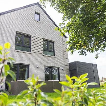 Strandhaus 2, Mit Garten, 250 Meter Zum Casa de Férias *