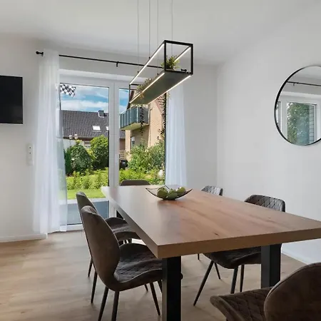 Casa de Férias Strandhaus 2, Mit Garten, 250 Meter Zum *