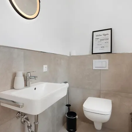 Casa de Férias Strandhaus 2, Mit Garten, 250 Meter Zum Lembruch