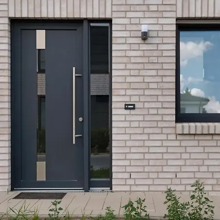 Strandhaus 2, Mit Garten, 250 Meter Zum *