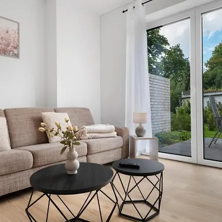 Casa de Férias Strandhaus 2, Mit Garten, 250 Meter Zum Lembruch