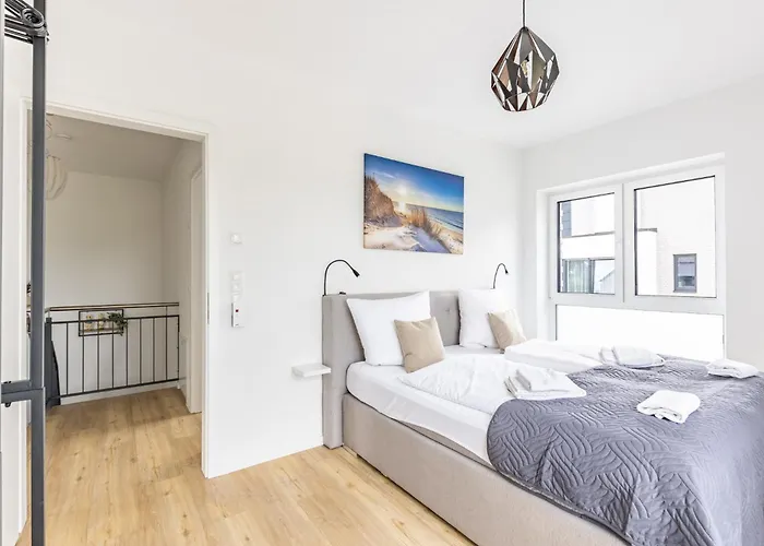 Strandhaus 2, Mit Garten, 250 Meter Zum *