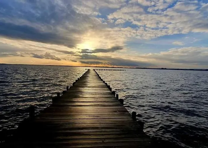 Strandhaus 2, Mit Garten, 250 Meter Zum Lembruch